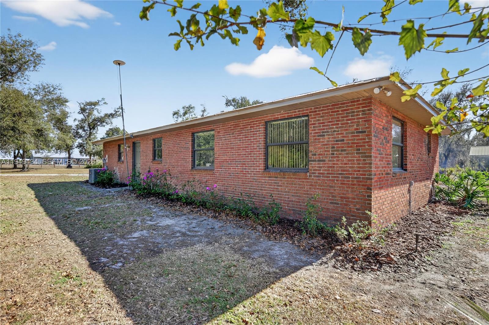 JOSHUA CREEKWOOD - Residential