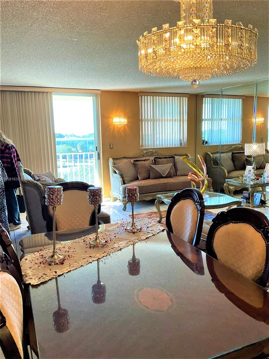 PLAZA OF WESTLAND CONDO - Residential