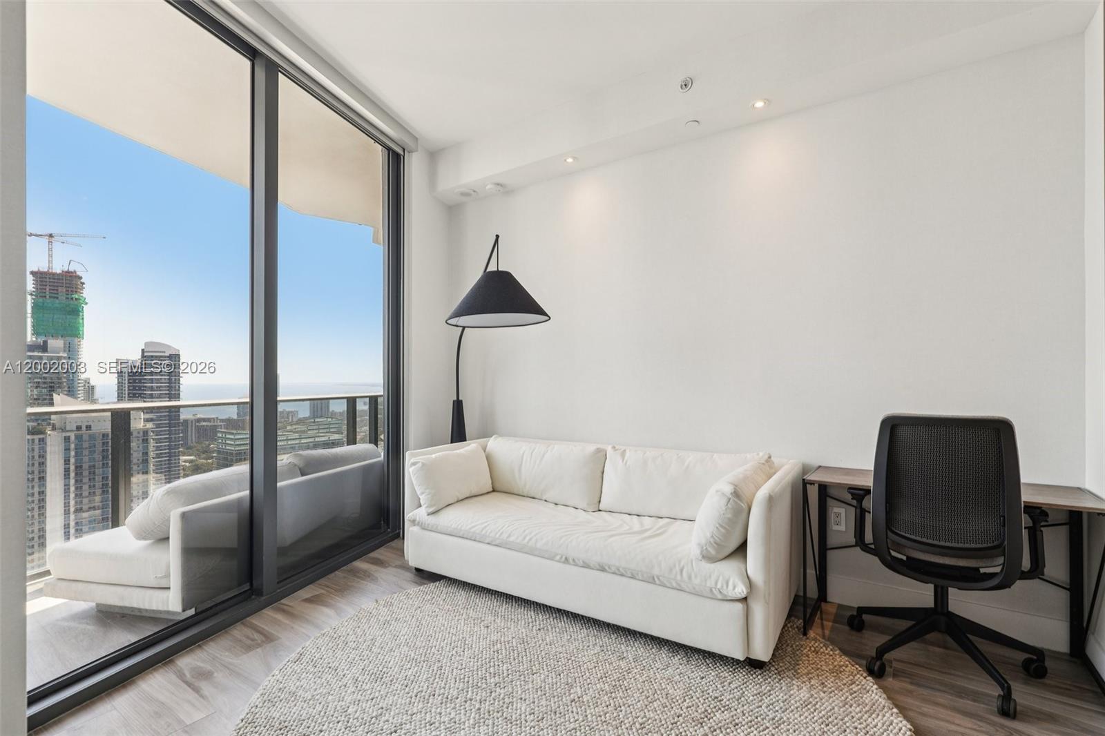 801 SMA RESIDENCES CONDO - Residential