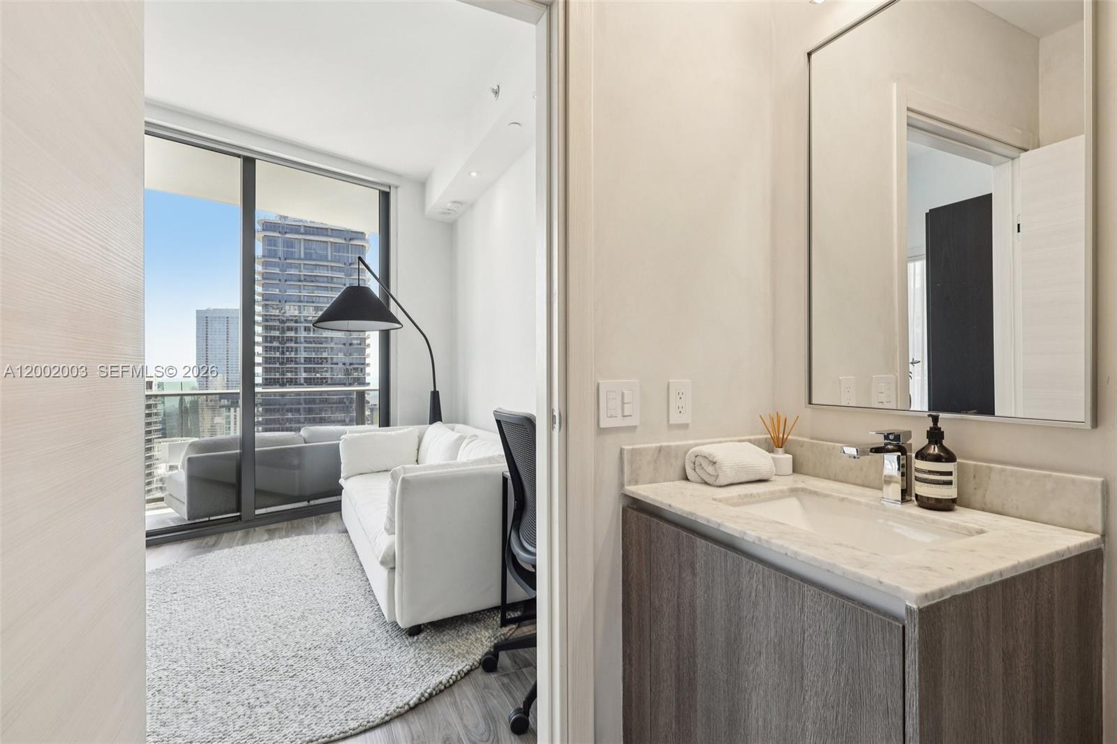 801 SMA RESIDENCES CONDO - Residential