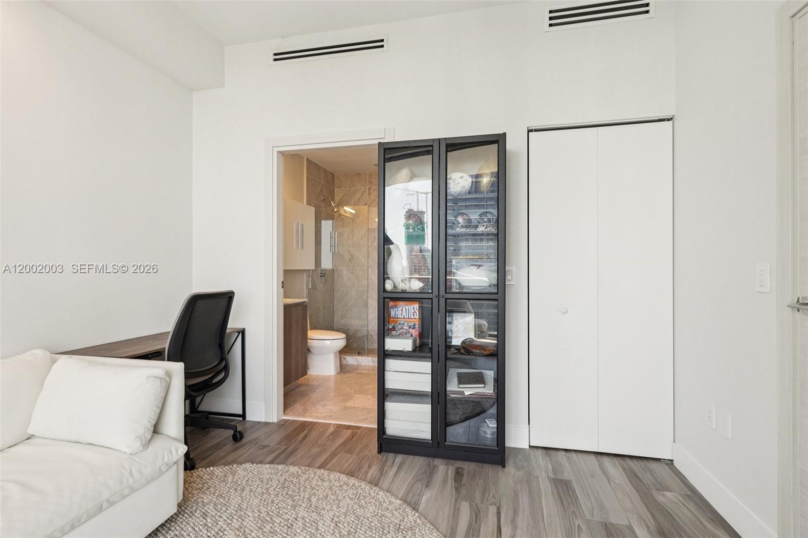 801 SMA RESIDENCES CONDO - Residential