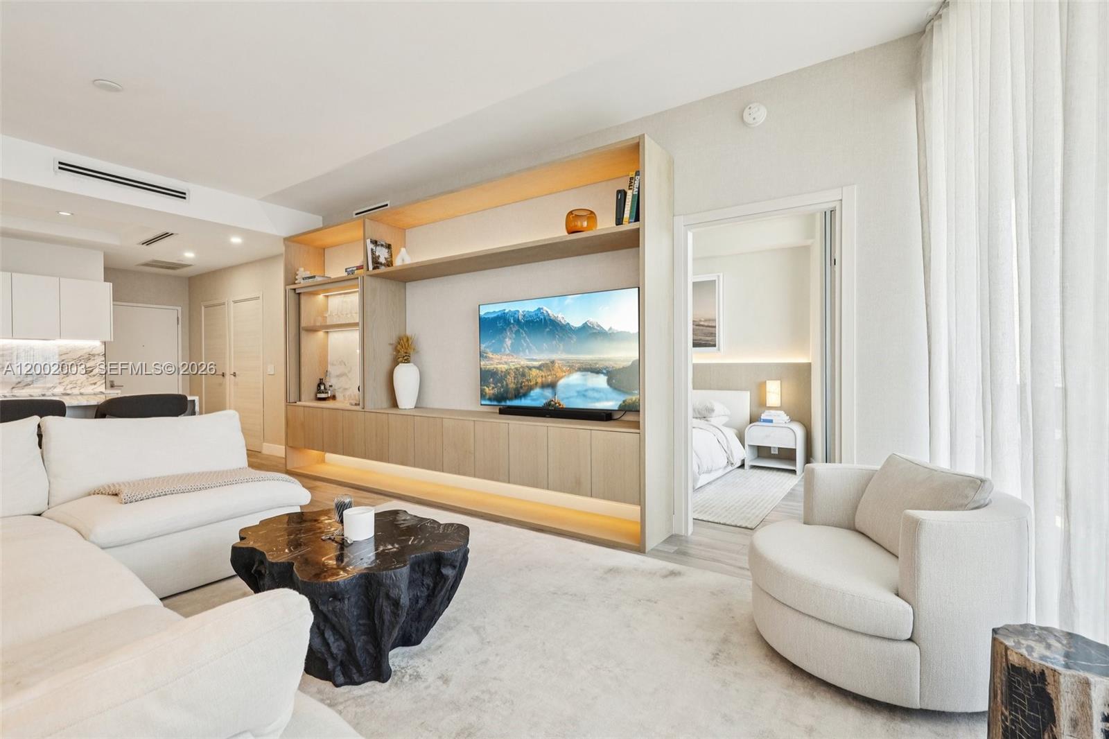 801 SMA RESIDENCES CONDO - Residential