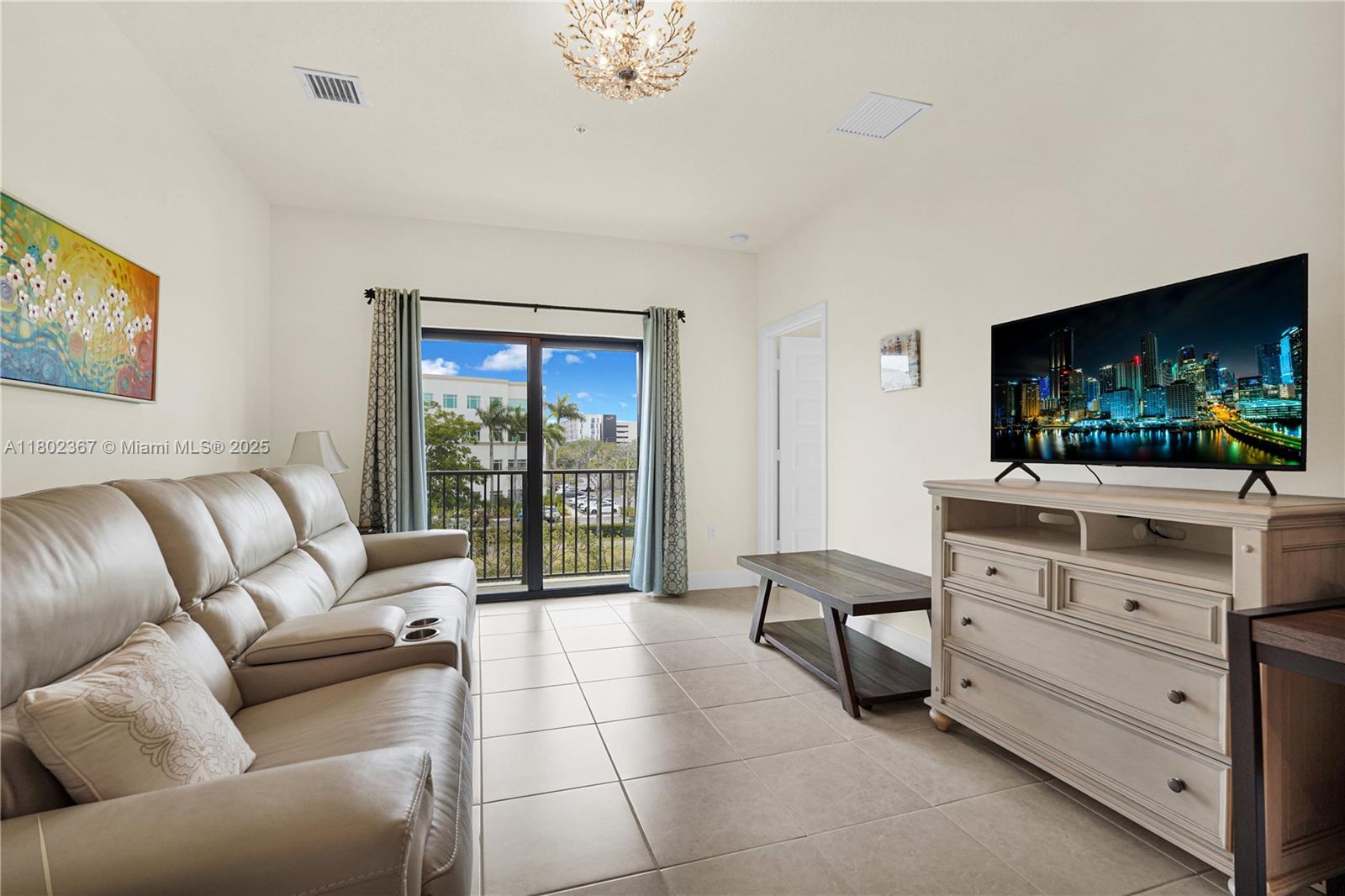 Stunning 1 Bedroom / 1 Bathroom residence in Urbana at Downtown Doral! Features sleek porcelain floors, a private balcony, and a modern open layout. Enjoy an unbeatable urban lifestyle just steps from Downtown Doral’s top restaurants, bars, and entertainment. Zoned for top-rated schools and close to supermarkets, Baptist Health Urgent Care, and more. Residents enjoy access to the exclusive Urbana Clubhouse with resort-style amenities: pool, kids' water park, fitness center, spa, basketball court, running track, conference and social rooms, and much more.