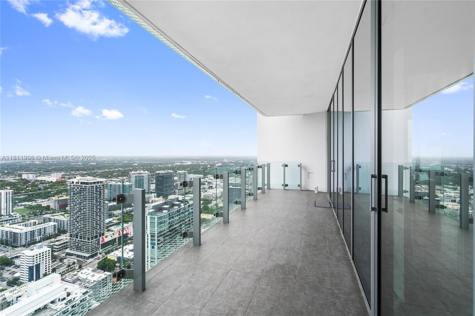 ESCOTTONIA PARK - Residential Lease