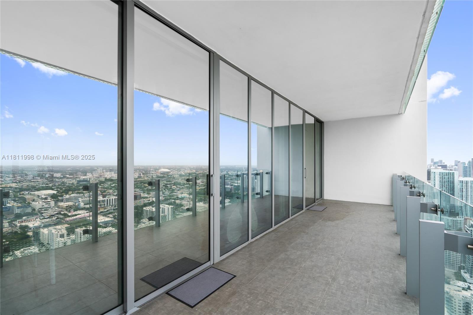 ESCOTTONIA PARK - Residential Lease