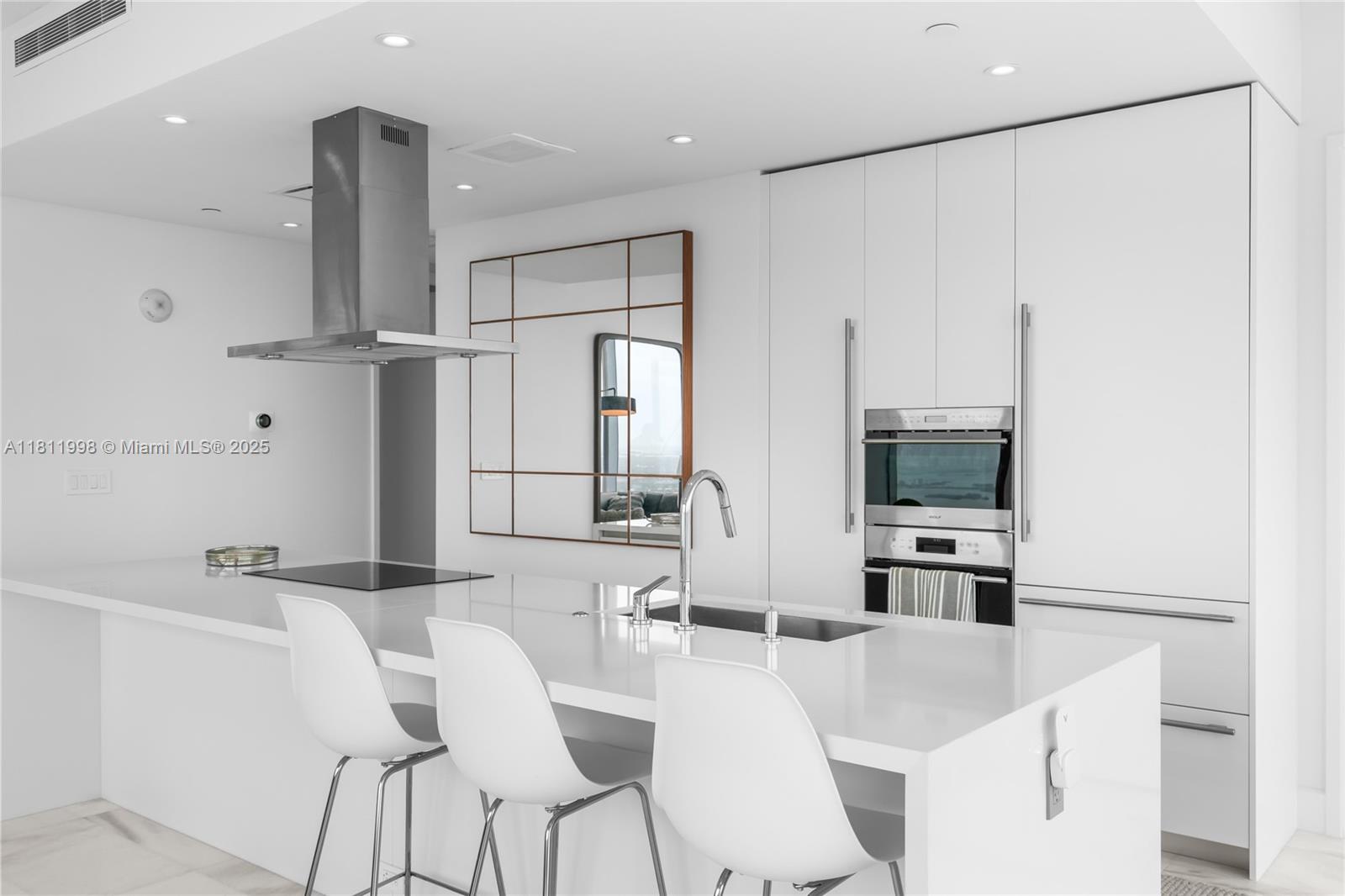 ESCOTTONIA PARK - Residential Lease