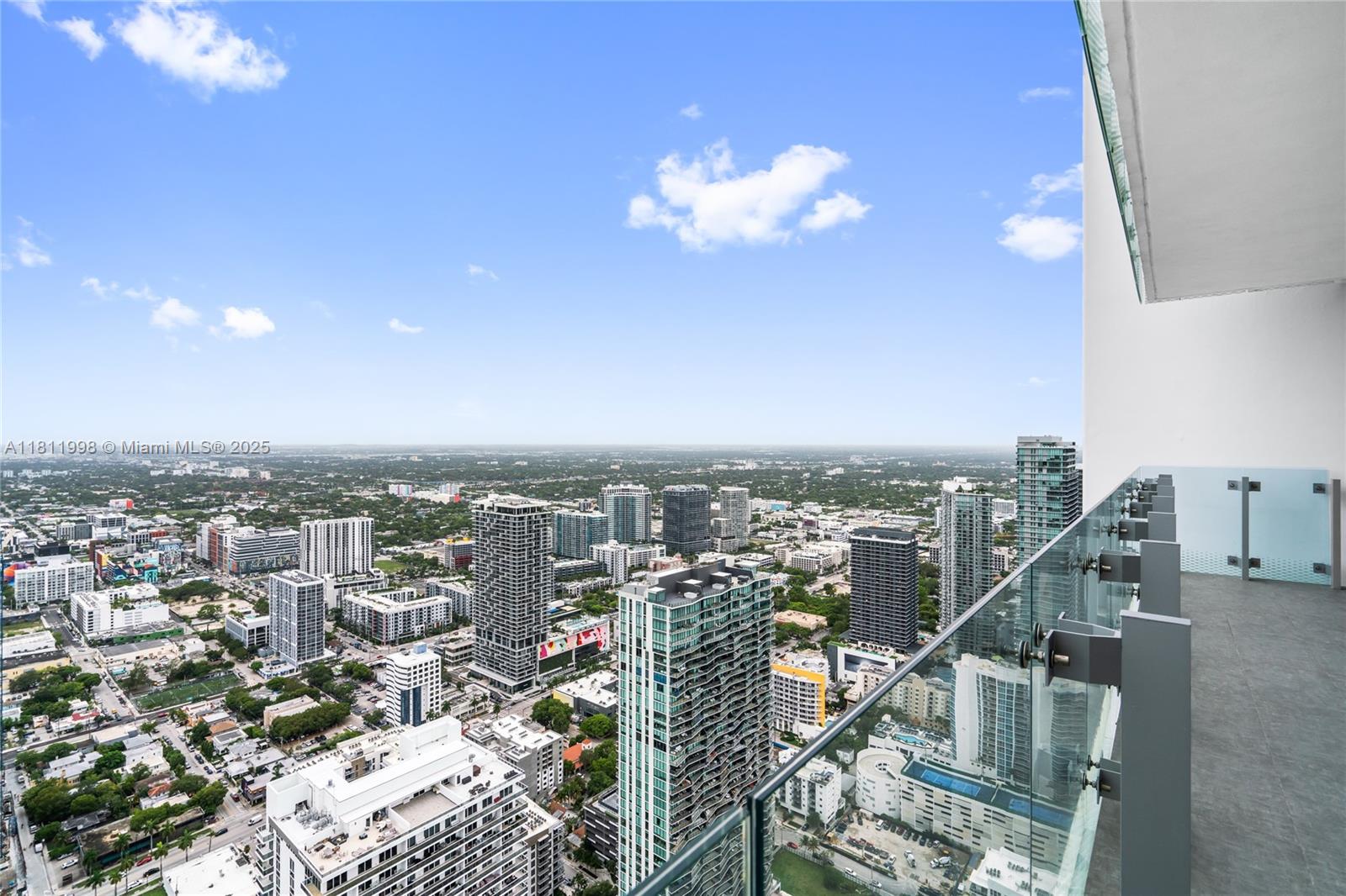 ESCOTTONIA PARK - Residential Lease