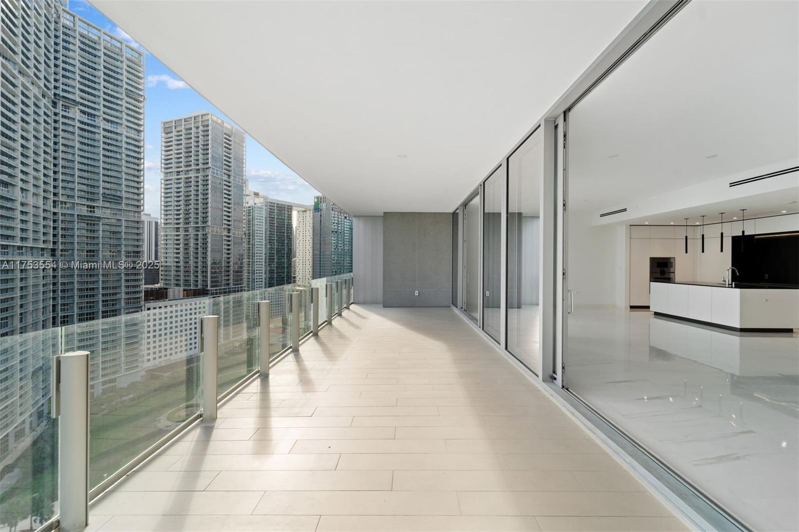 DUPONT PLAZA - Residential Lease