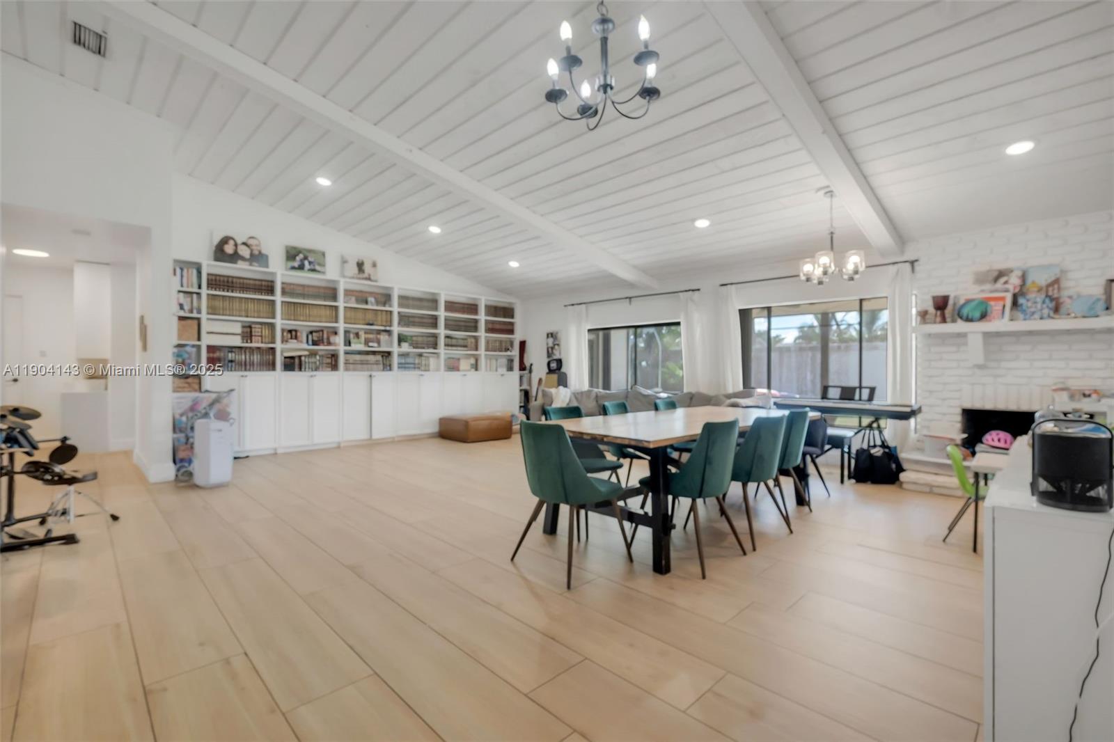 BOULEVARD EAST - Residential Lease