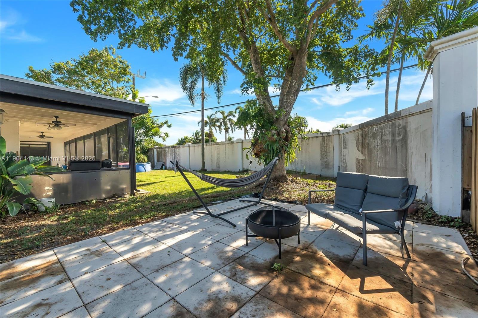 BOULEVARD EAST - Residential Lease