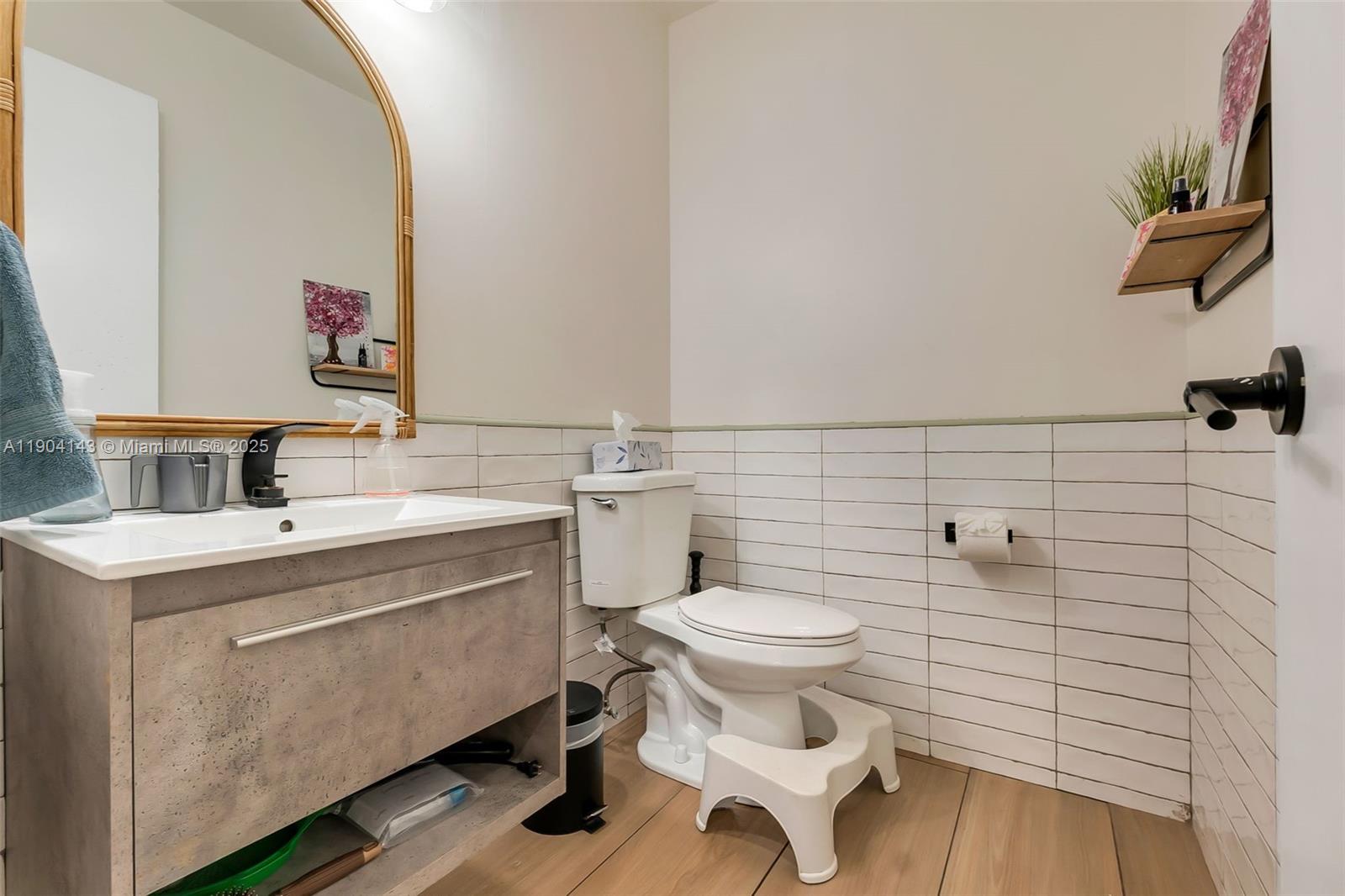 BOULEVARD EAST - Residential Lease