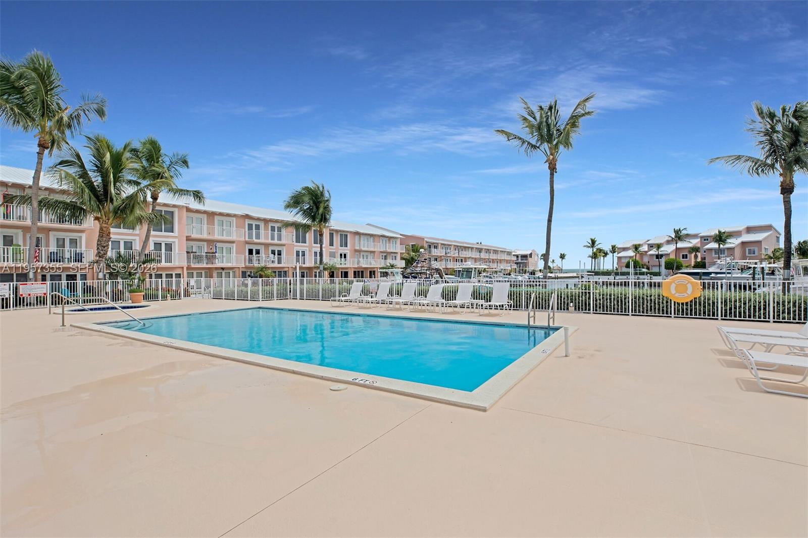 KEY LARGO YACHT CLUB - Residential