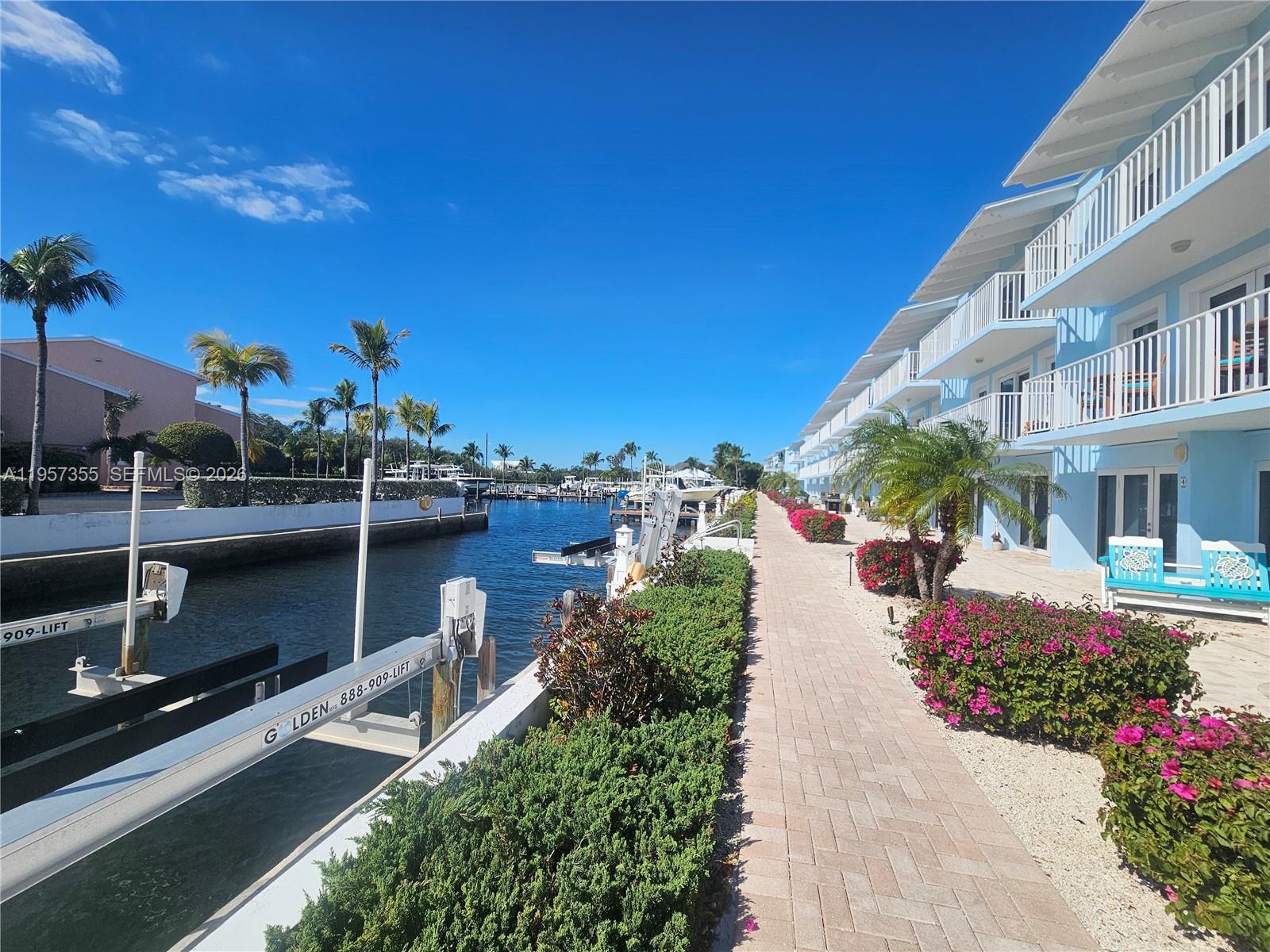 KEY LARGO YACHT CLUB - Residential