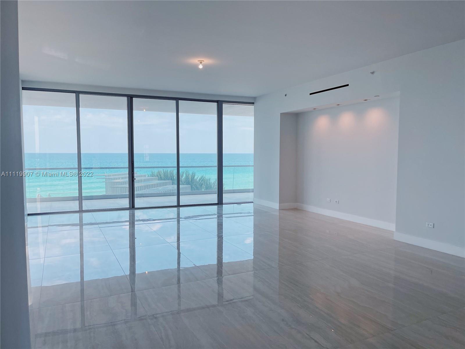 Turnberry Ocean Club - Residential