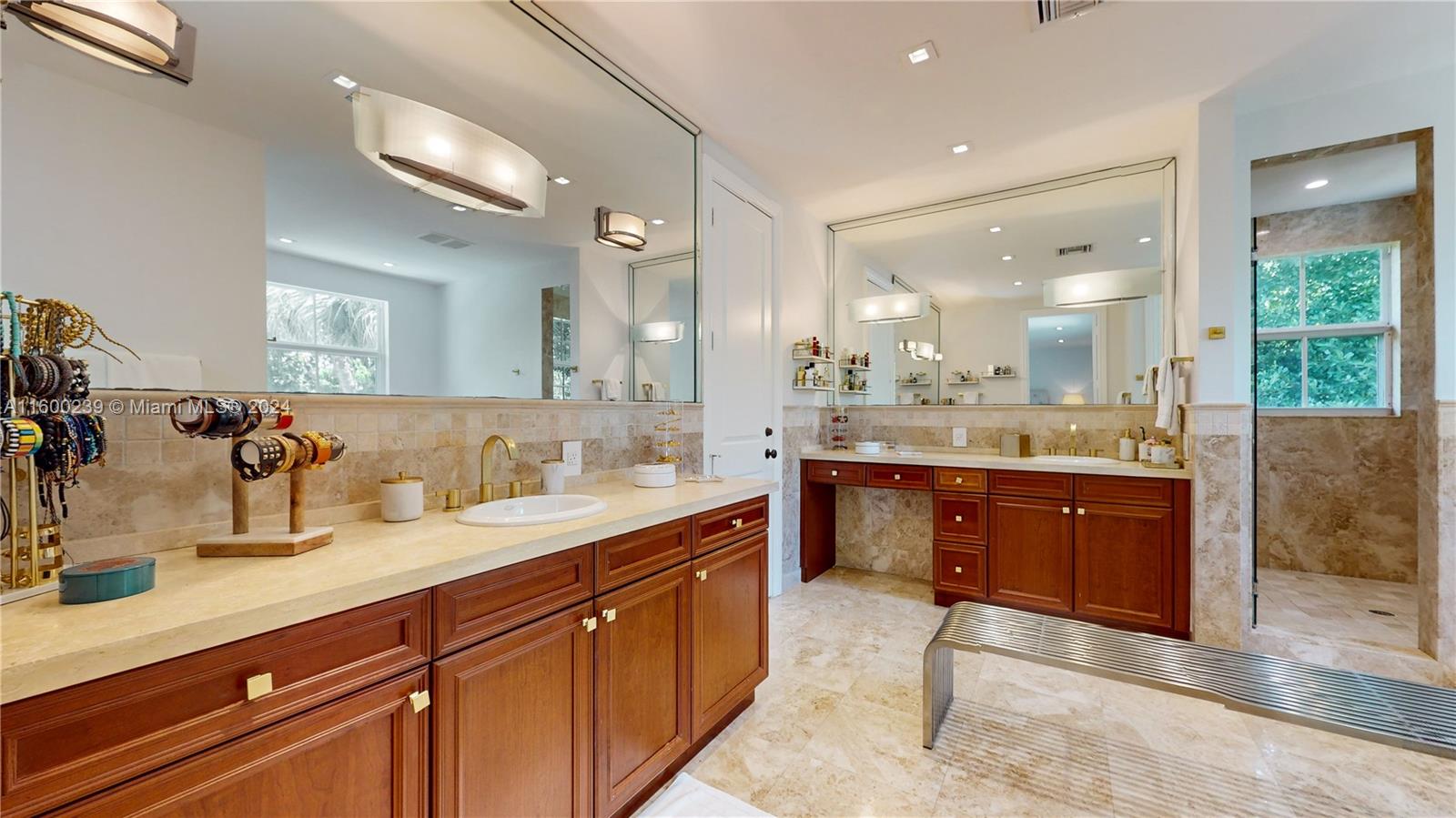 GROVES EXTENSION - Residential