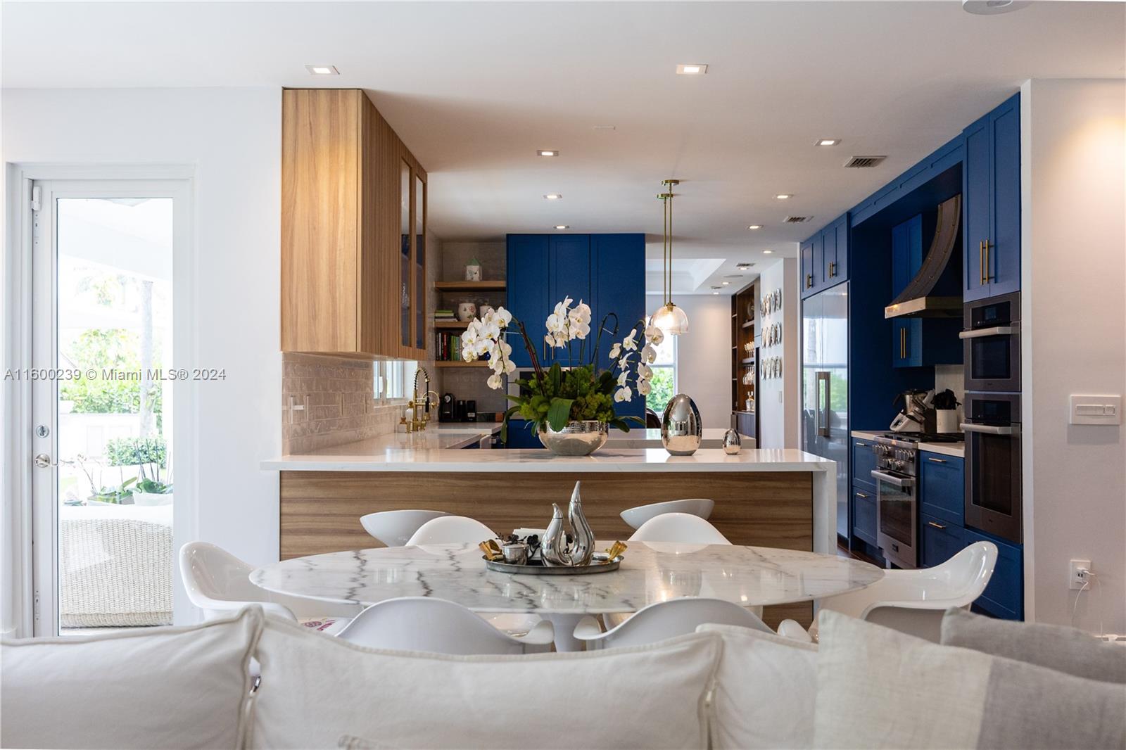 GROVES EXTENSION - Residential