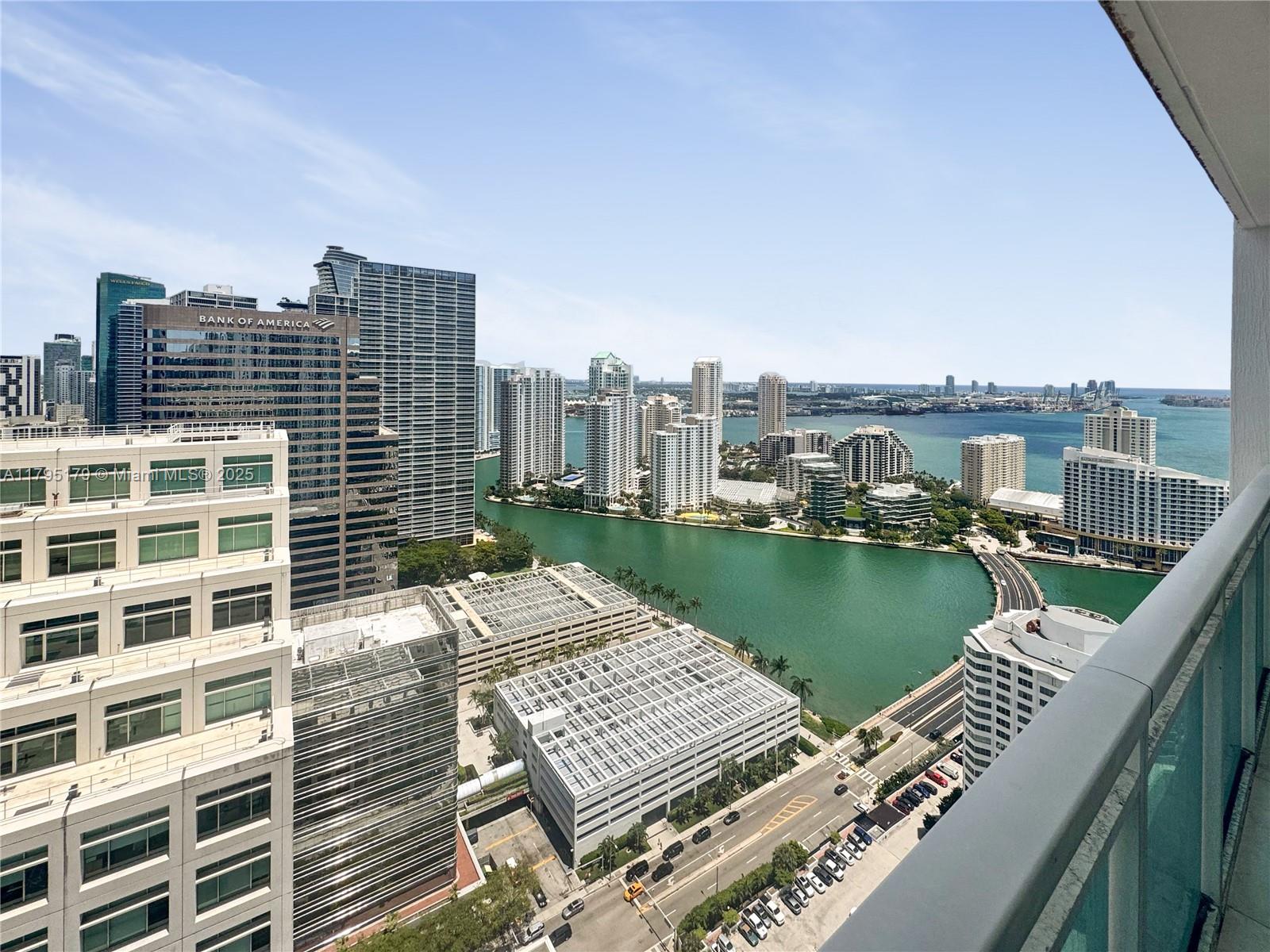 950 Brickell Bay Dr 3904