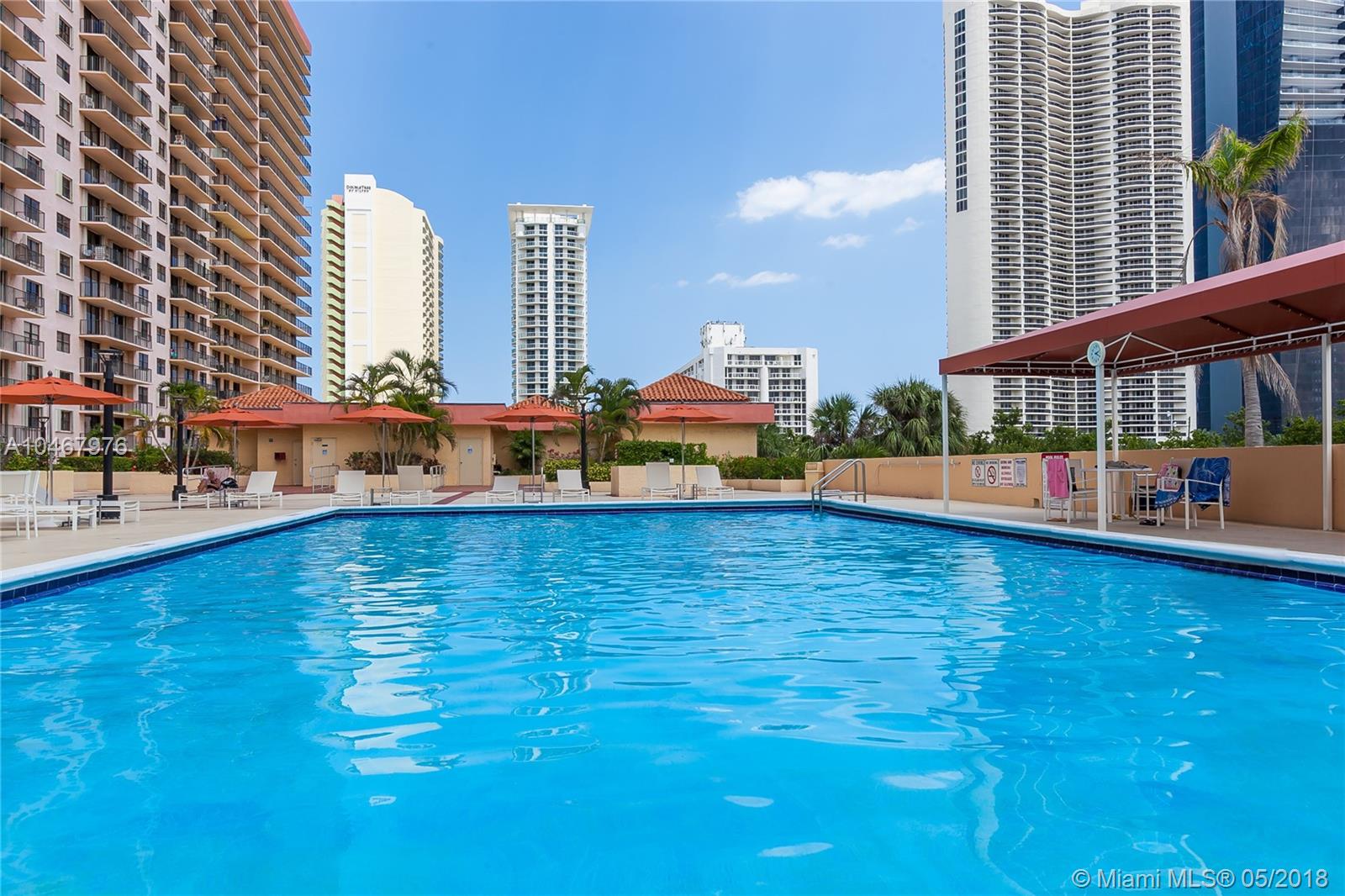 WINSTON TOWERS 600 - Residential