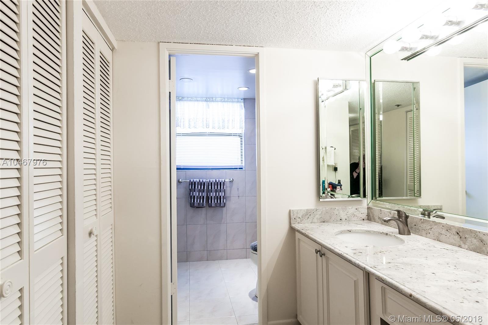 WINSTON TOWERS 600 - Residential