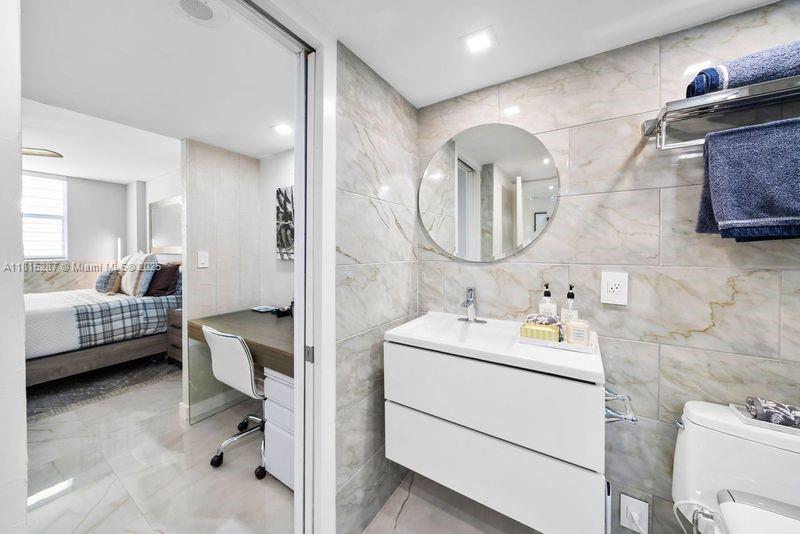 ROYAL ATLANTIC CONDO - Residential