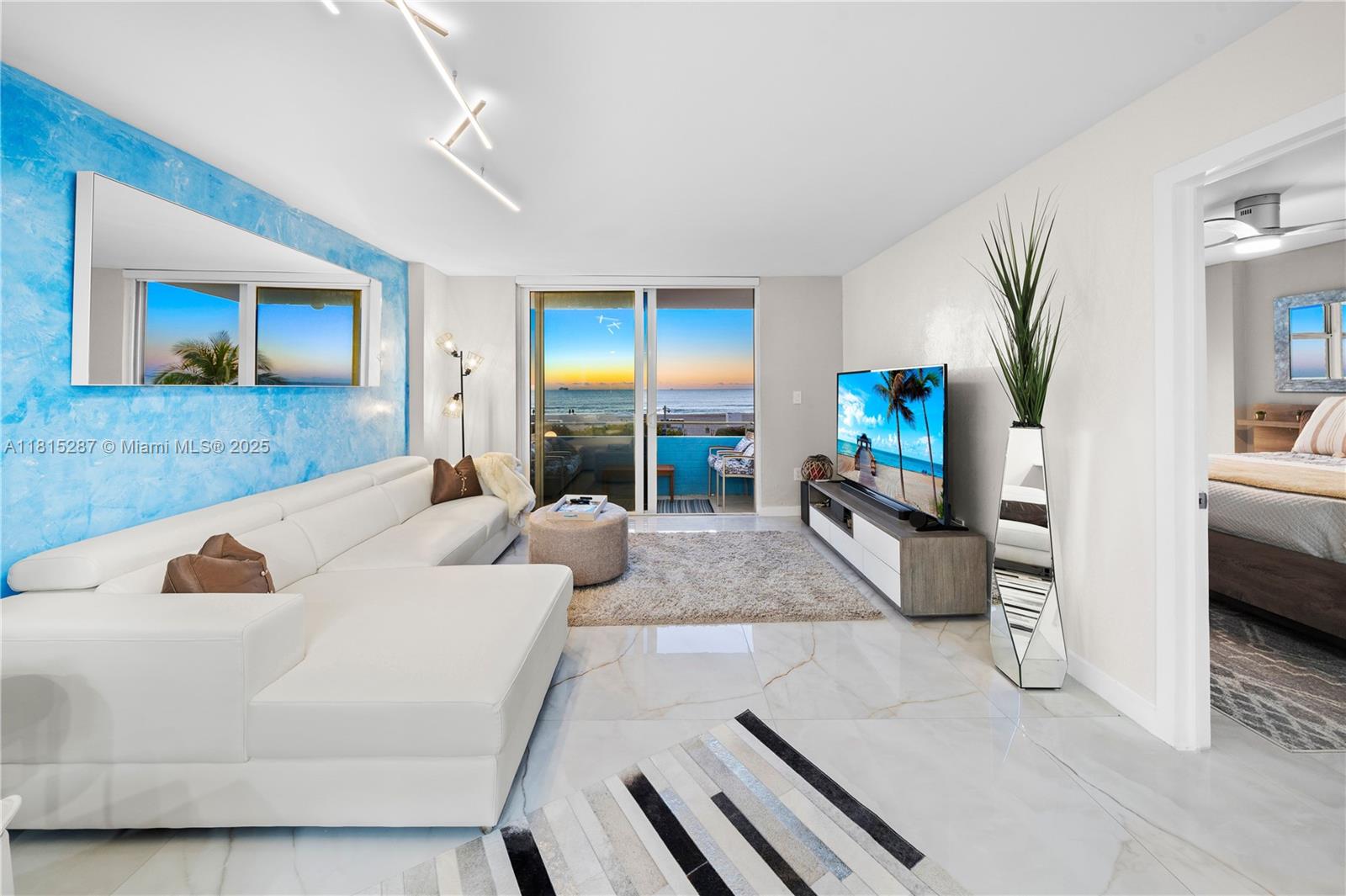 465 Ocean Dr 315