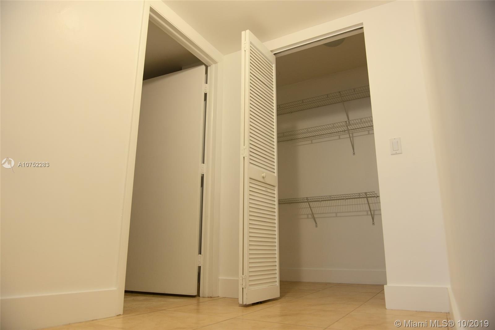 BRICKELL ON THE RIVER S T - Residential Lease