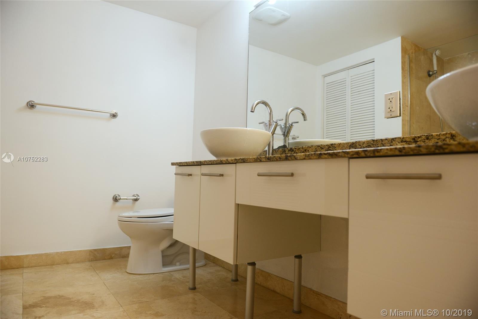 BRICKELL ON THE RIVER S T - Residential Lease