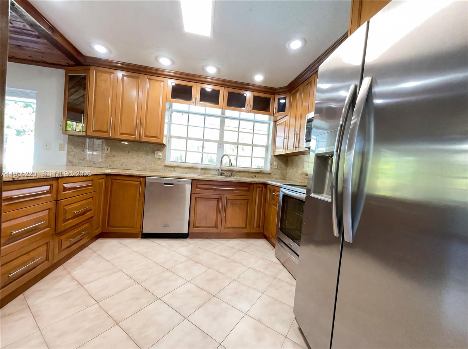 KENDALE SOUTH SEC 1 - Residential