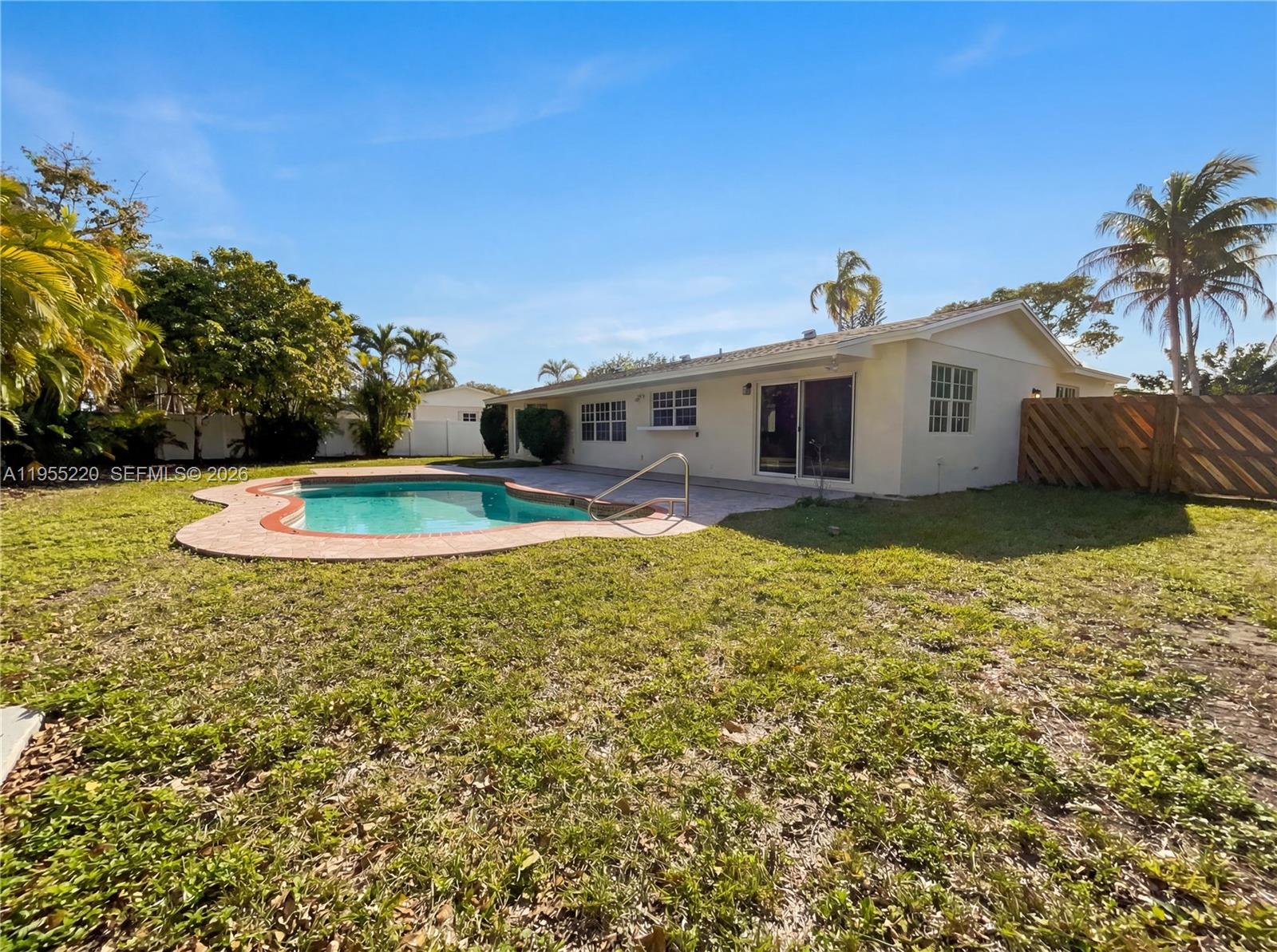 KENDALE SOUTH SEC 1 - Residential