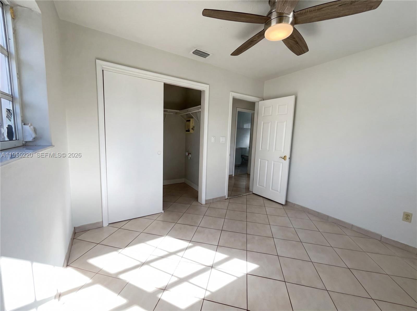 KENDALE SOUTH SEC 1 - Residential