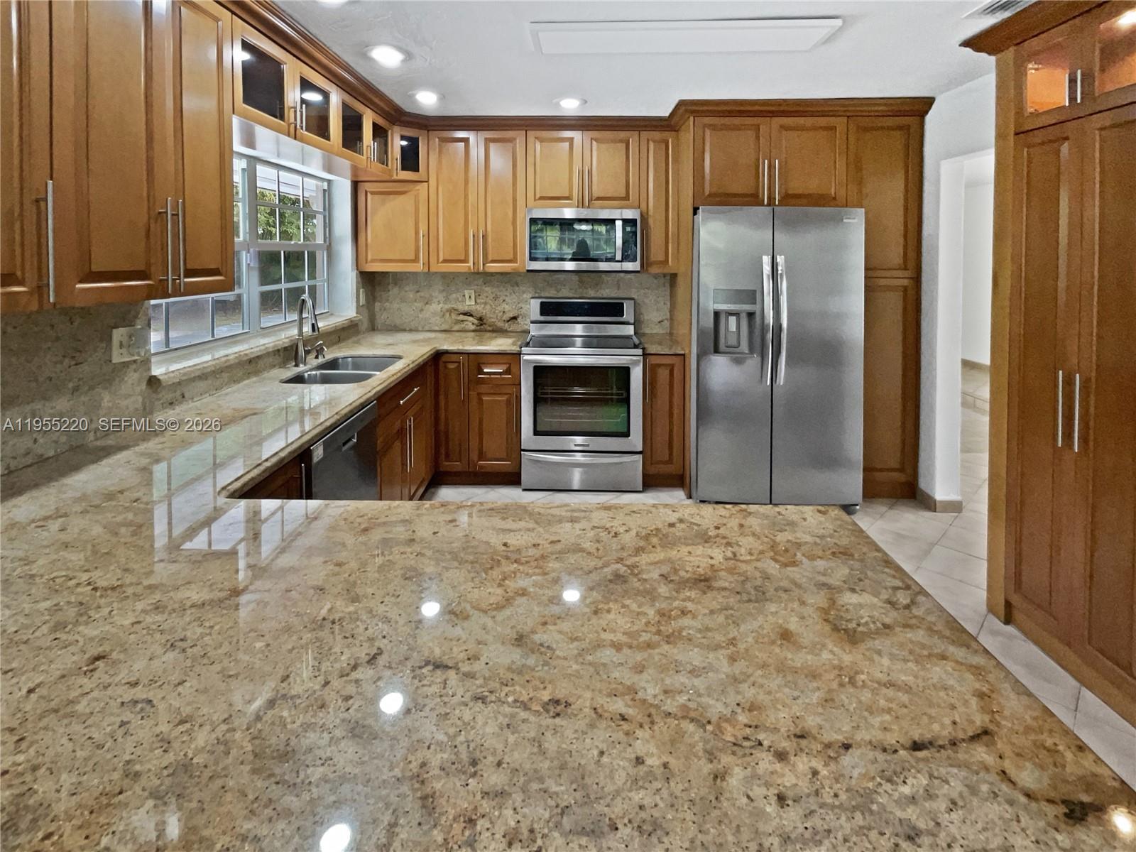 KENDALE SOUTH SEC 1 - Residential