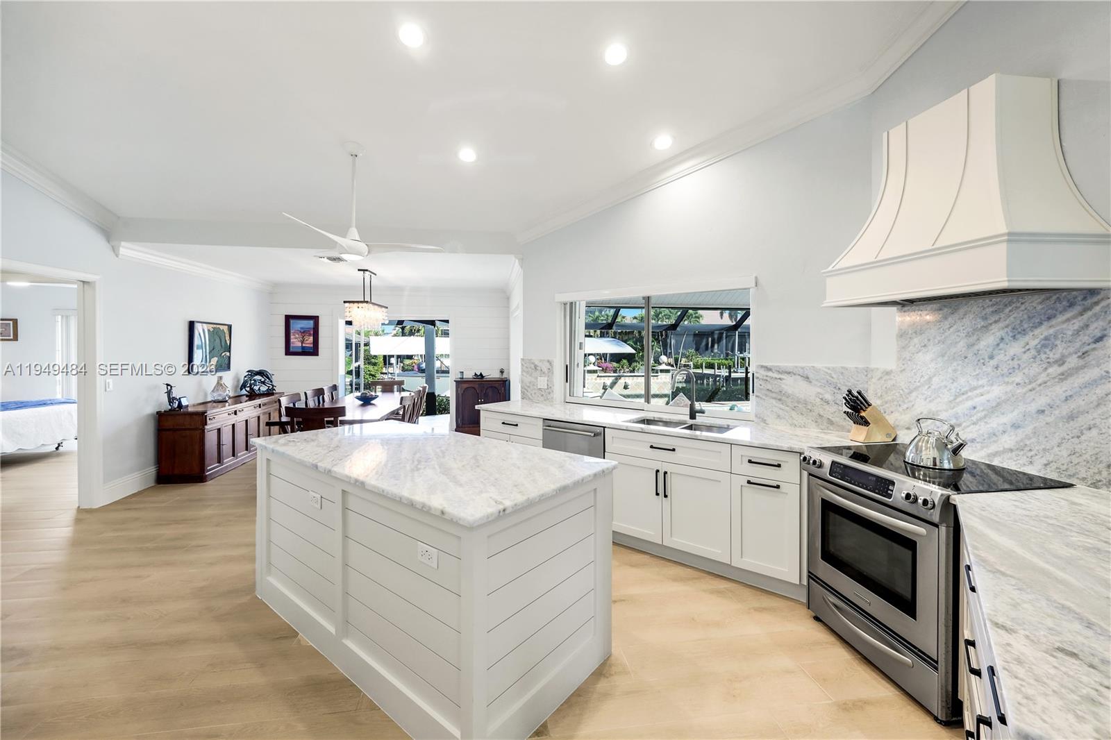 MARCO ISLAND - Residential