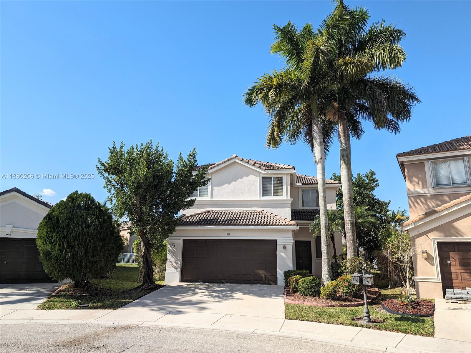 This property is a beautiful 4 BR 2.5 BA + LARGE MULTIPLE-PURPOSE ROOM located in the Savanna gated community. The house is situated in an OVERSIZED CUL-DE-SAC LOT, and features granite countertops in the kitchen with stainless still appliances, volume ceiling, formal dining room, breakfast area, formal living and family room. Tile on the first floor and the second floor is covered with wood laminate. The principal room is located in the first floor. Freshly painted. Resort-style recreation club house with 4 pools, water slide, basketball, soccer field, hockey court, play ground. The property is located in a great schools district, with Manatee bay elementary school, Falcon Cove and Cypress Bay high school. Bigger size home than others 4 bedrooms homes. As per owner good credit.