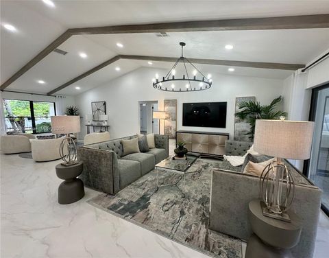4029 NW 72nd Ave Coral Springs FL 33065