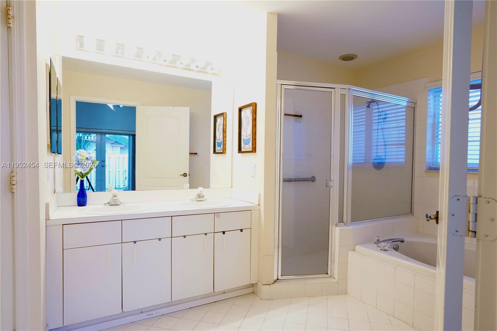 COSTA VERDE SEC 1 - Residential