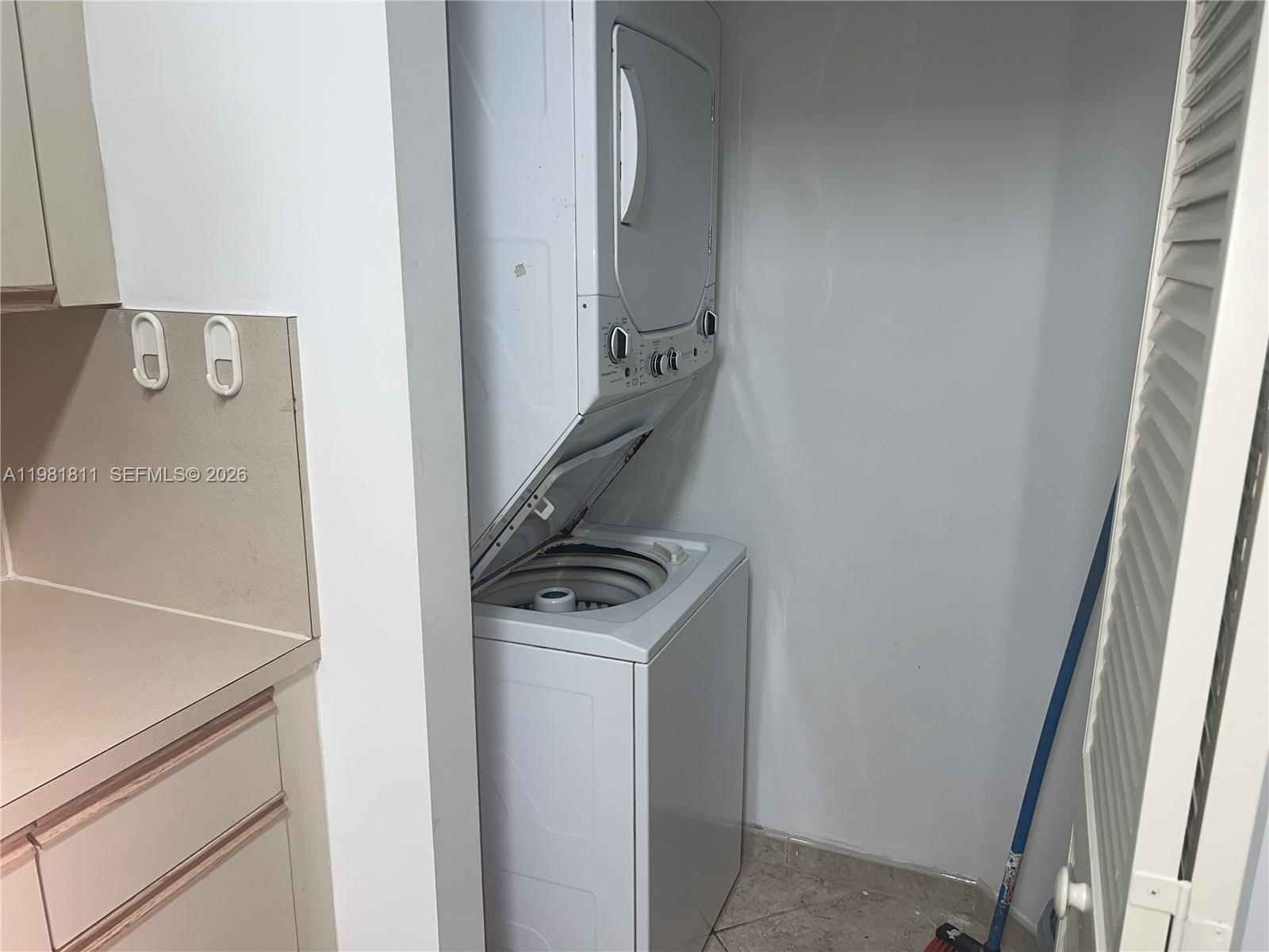 ATLANTIC ROSE CONDO - Residential