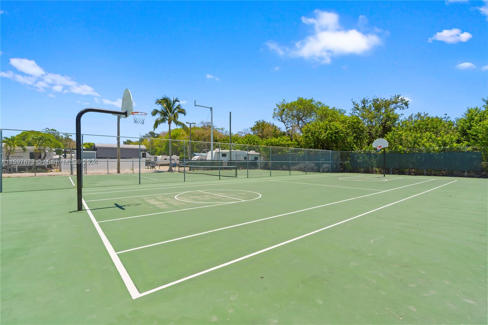 CALUSA CAMPGROUND - Residential