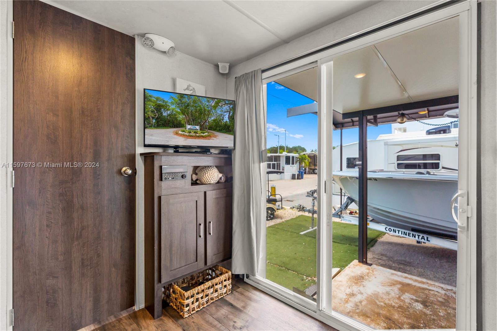 CALUSA CAMPGROUND - Residential