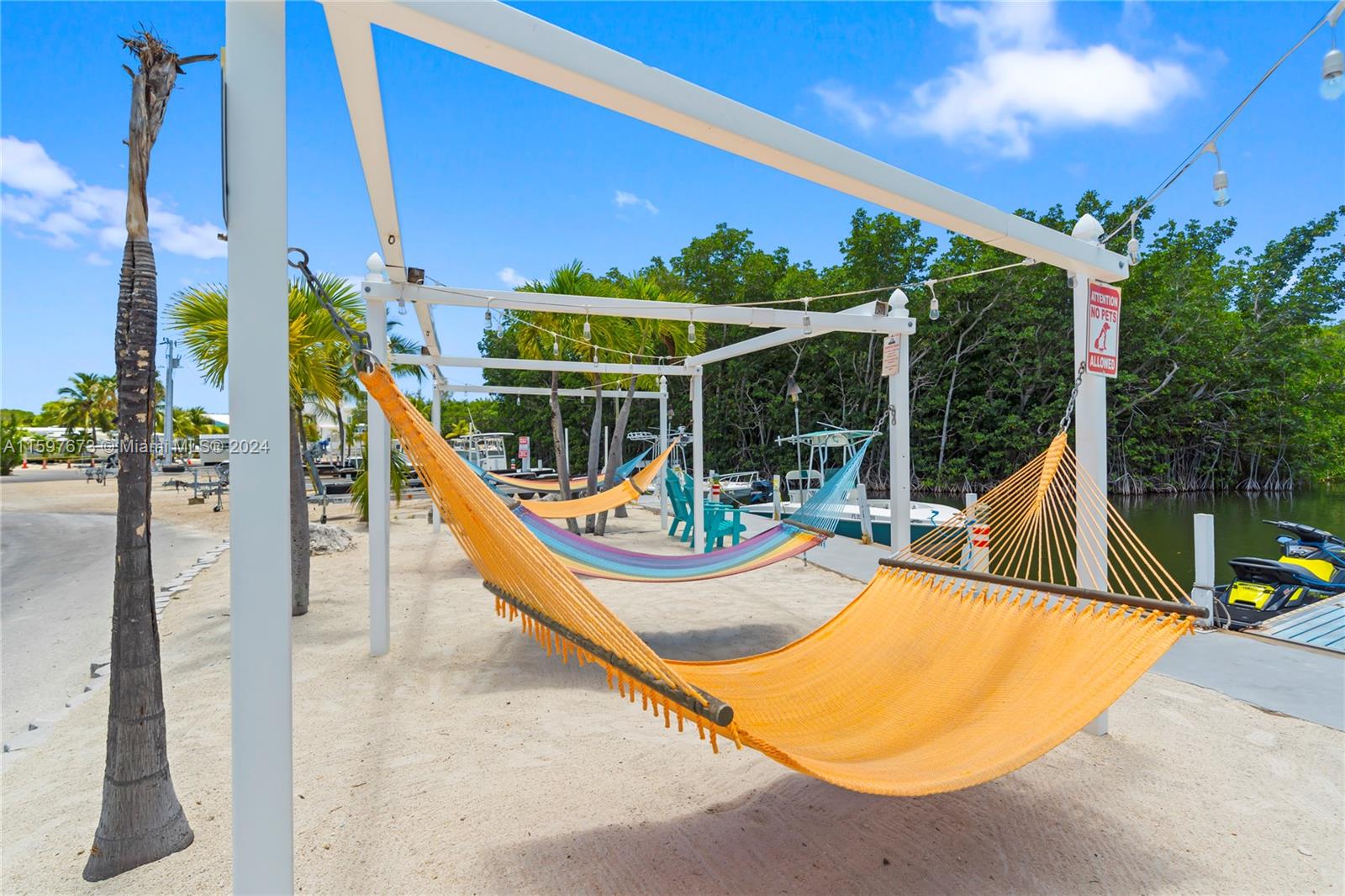 CALUSA CAMPGROUND - Residential