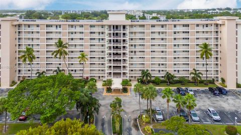 Photo of 2681 S Course Dr #903, Pompano Beach, FL 33069 (MLS # A11502736)