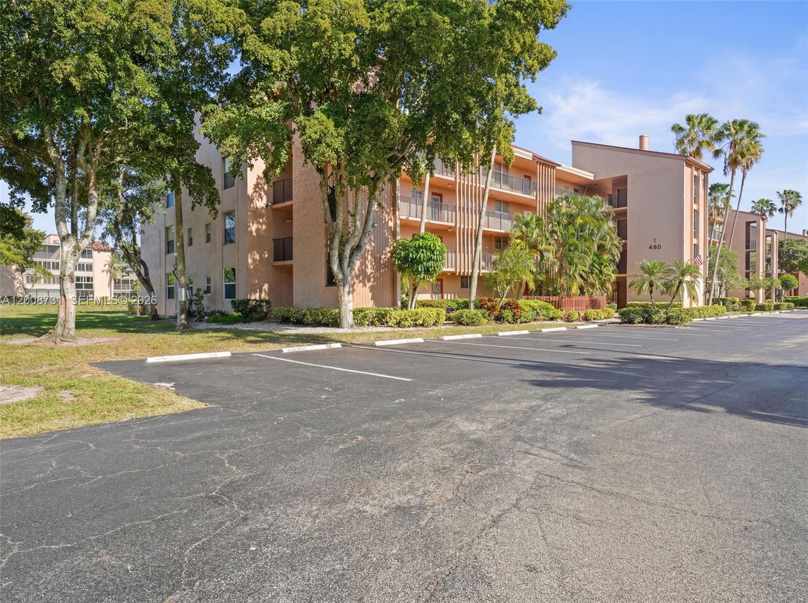 PALM LAKES CONDO - Residential