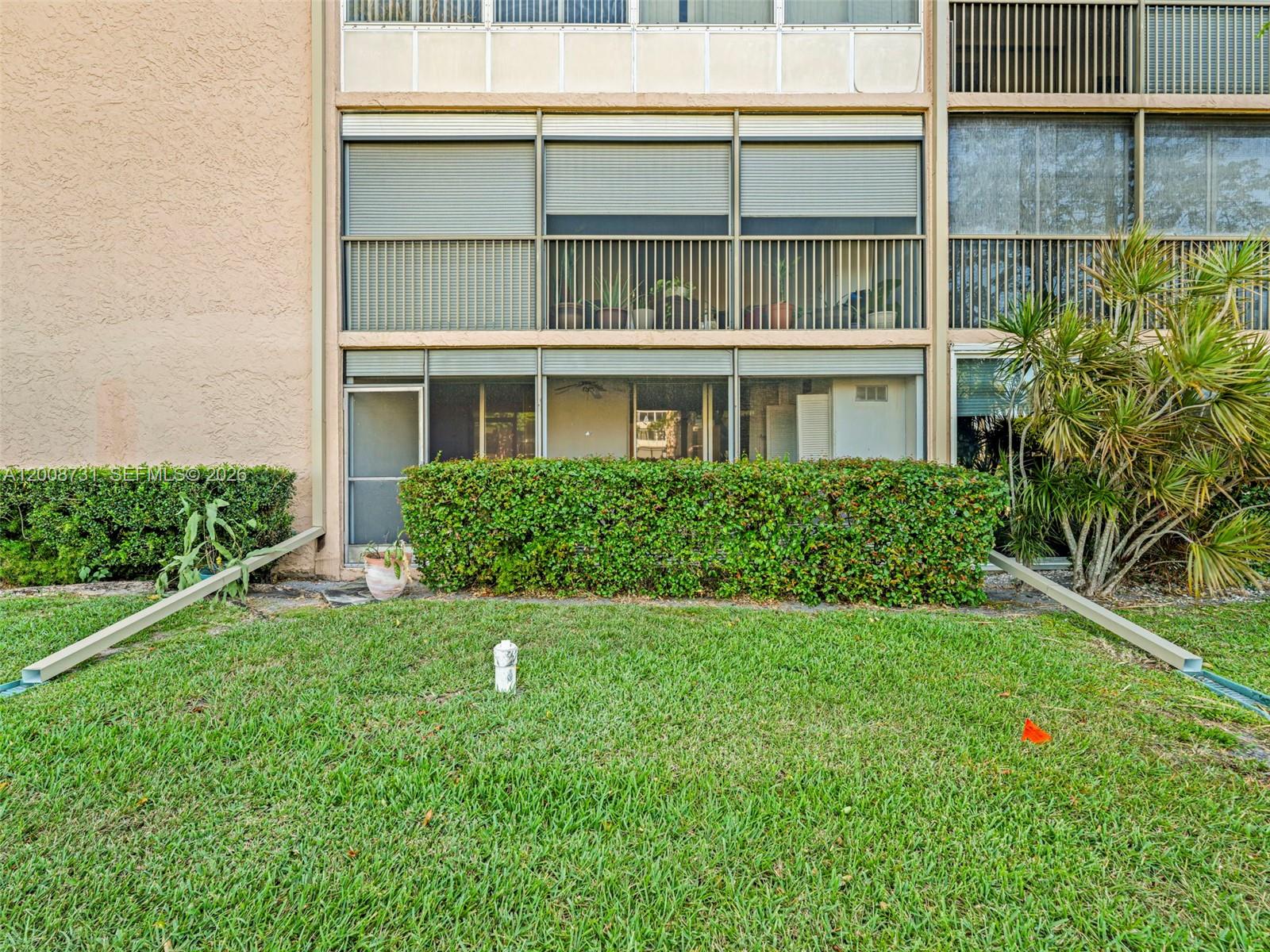 PALM LAKES CONDO - Residential
