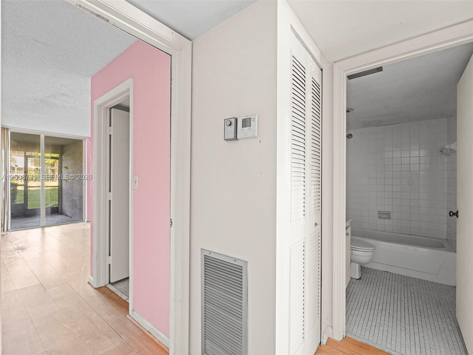 PALM LAKES CONDO - Residential