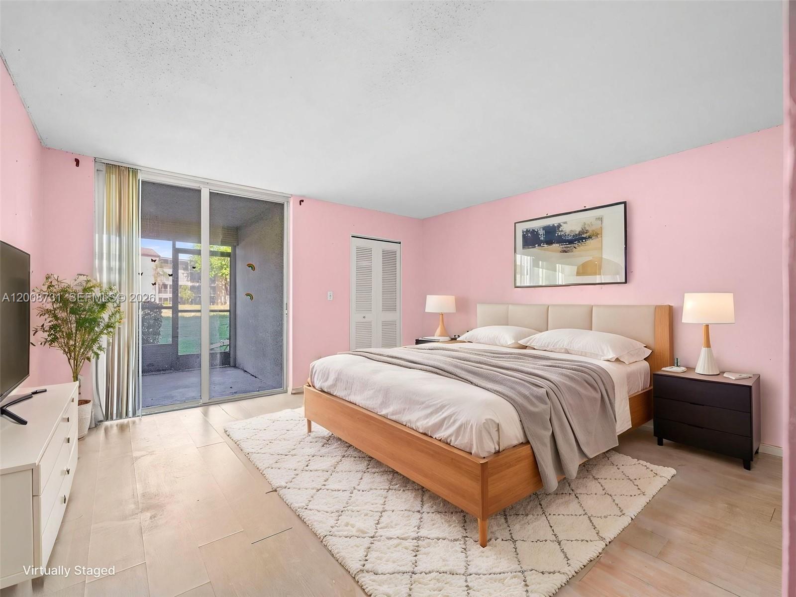 PALM LAKES CONDO - Residential