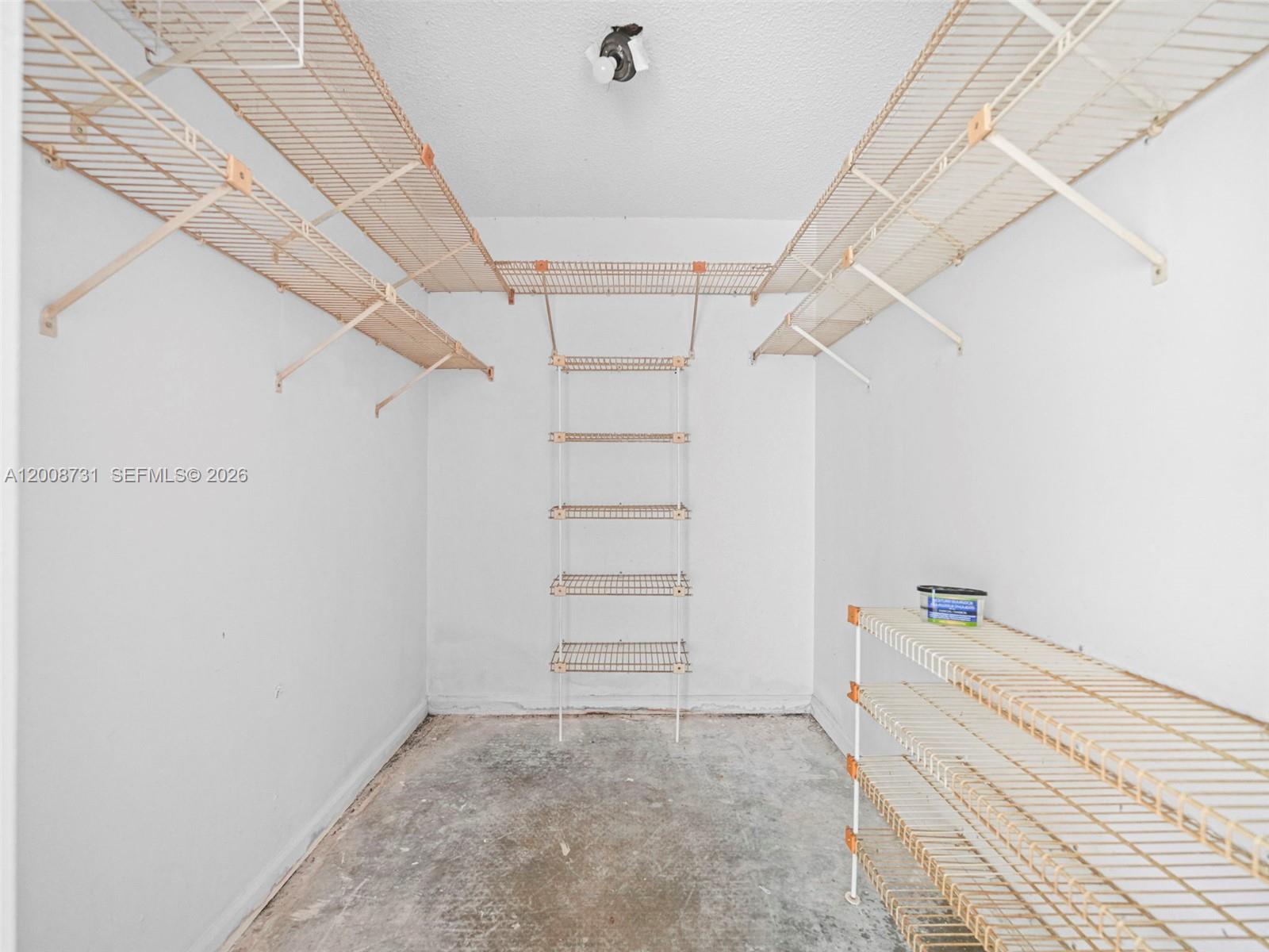 PALM LAKES CONDO - Residential