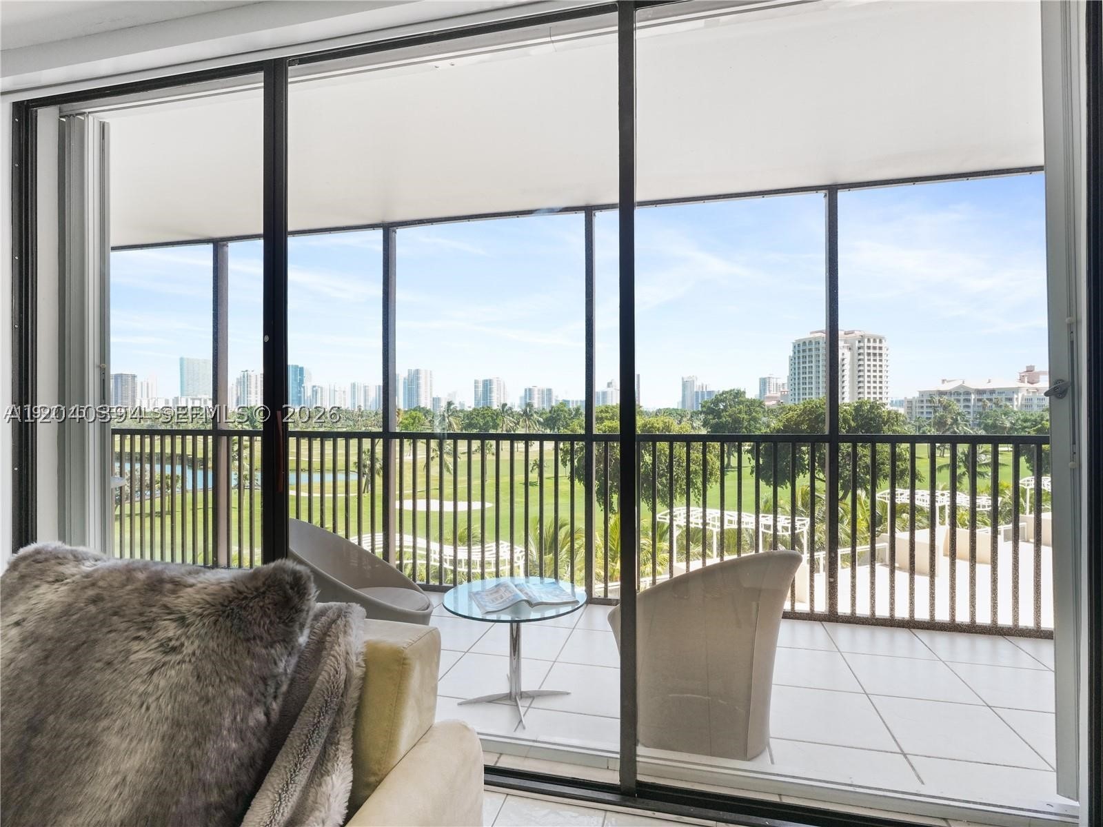 Photo 1 of 21 — 20379 W Country Club Dr 536, Aventura, FL 33180
