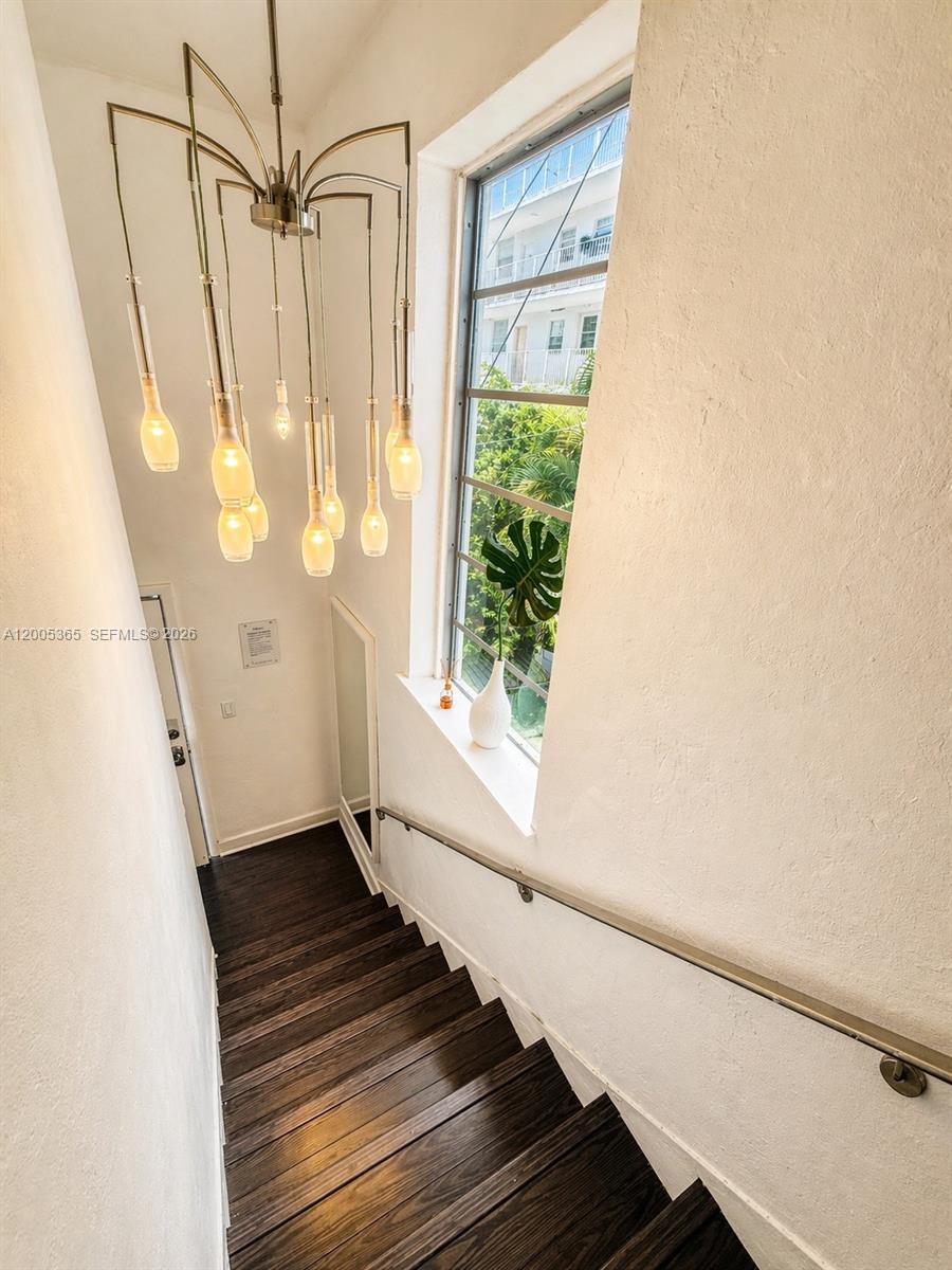 LENOX MANOR - Residential Lease