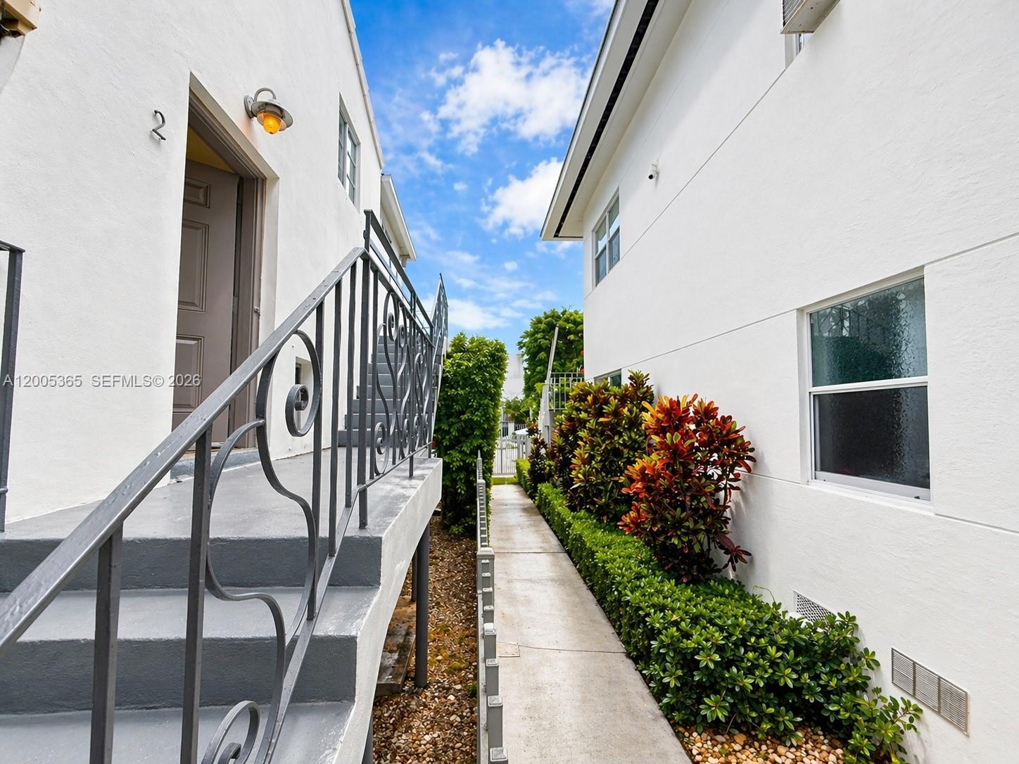 LENOX MANOR - Residential Lease