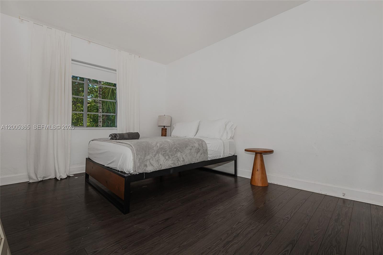 LENOX MANOR - Residential Lease