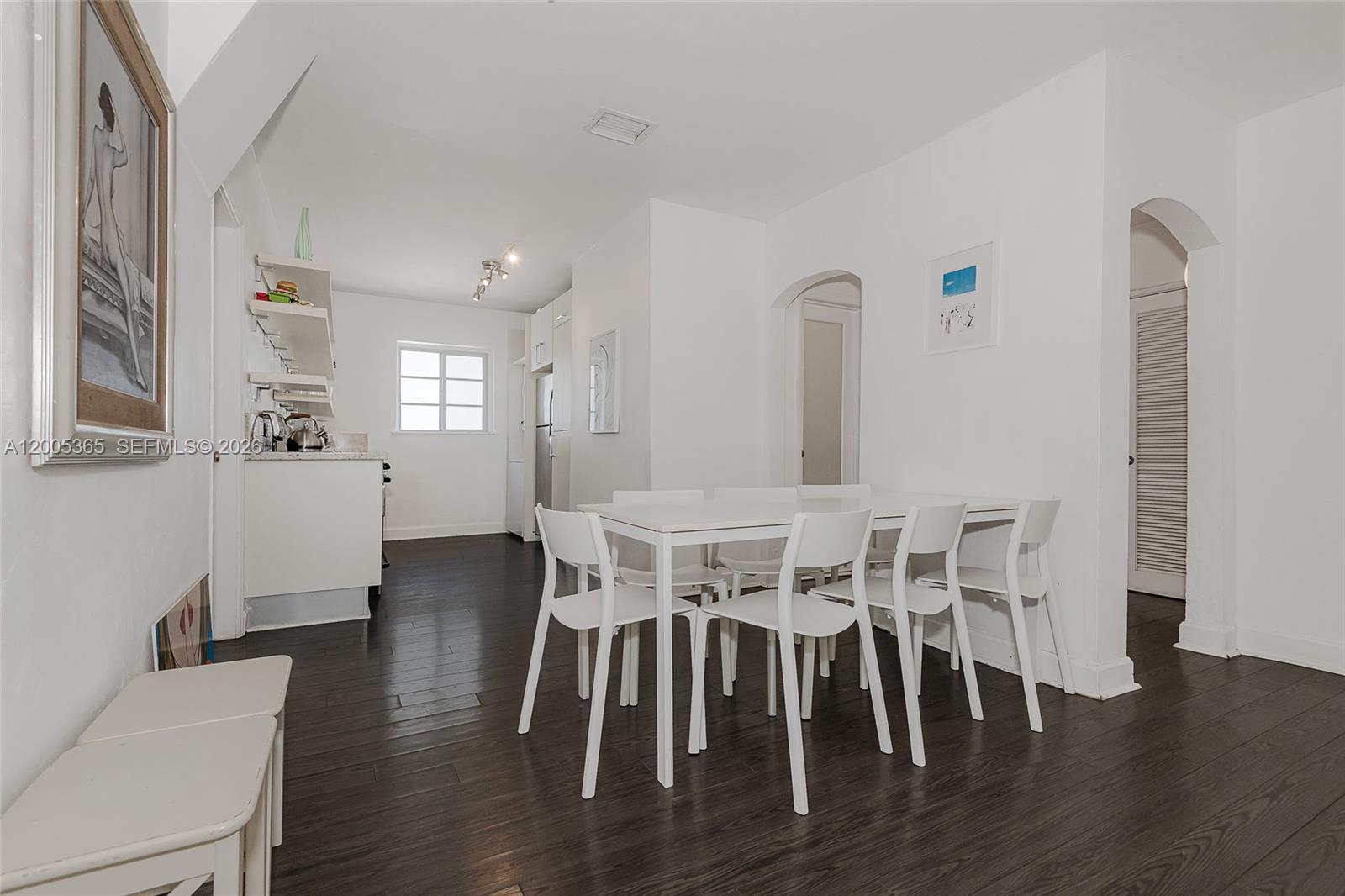 LENOX MANOR - Residential Lease